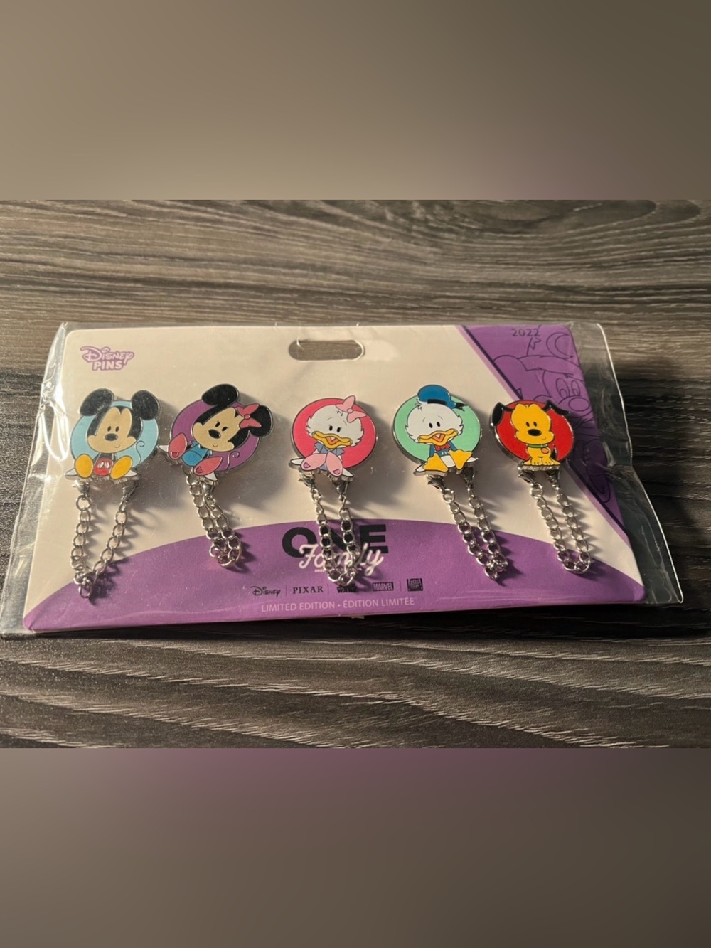 Disney One Family Pin Celebration 2022 Connected As One Fab 5 Pin LE 750
